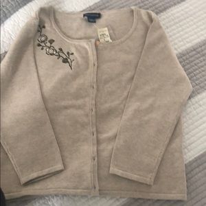 Ann Taylor NWT woman’s cardigan